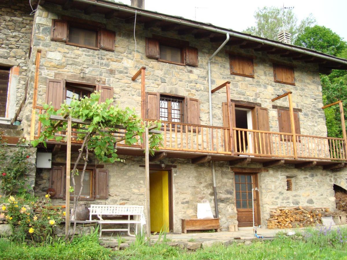 La Casa Di Martina Apartment Saint-Vincent Exterior foto
